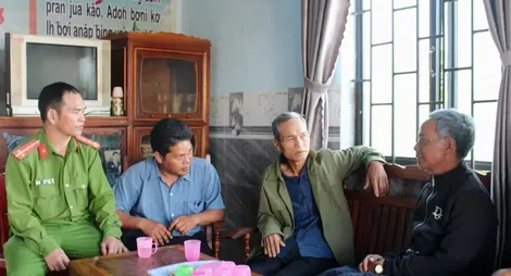 Bài 3: Trở về trong sự đùm bọc của quê hương