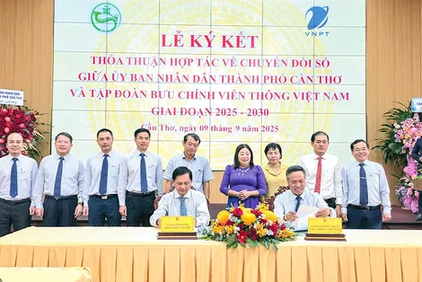 Mở lối đột phá bằng công nghệ số