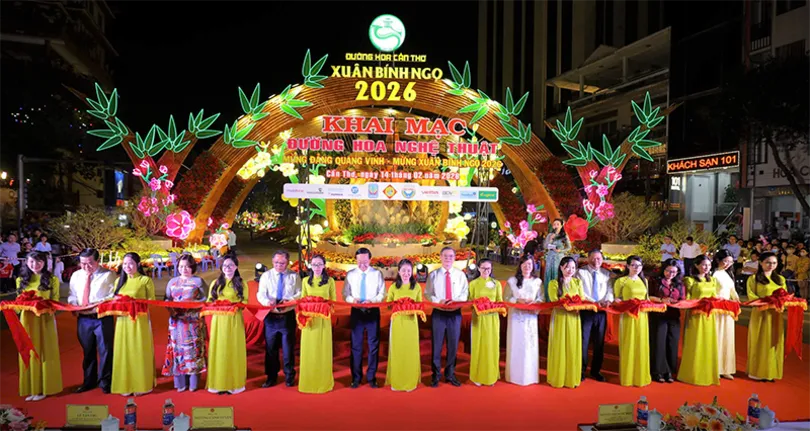 Khai mạc Đường hoa nghệ thuật Cần Thơ Xuân Bính Ngọ 2026