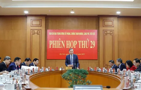 Giữ vững kỷ cương, khơi dậy khát vọng phát triển