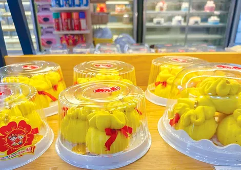 Đa dạng các mặt hàng phục vụ ngày vía Thần Tài