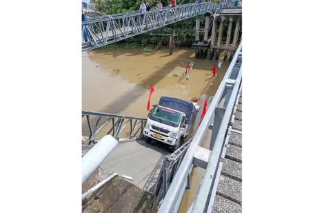 Cấm phương tiện thủy nội địa khi lưu thông qua Kênh Thốt Nốt, đoạn cầu 30-4, từ Km6+100 đến Km7+100