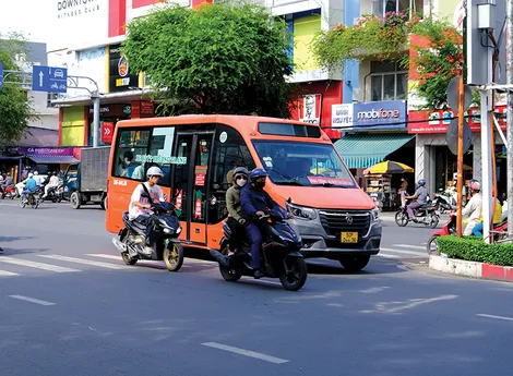 Sớm đưa vào hoạt động 2 tuyến xe buýt liên tỉnh