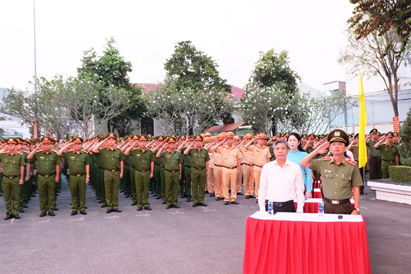 Công an TP Cần Thơ bầu cử sớm để tập trung thực hiện nhiệm vụ