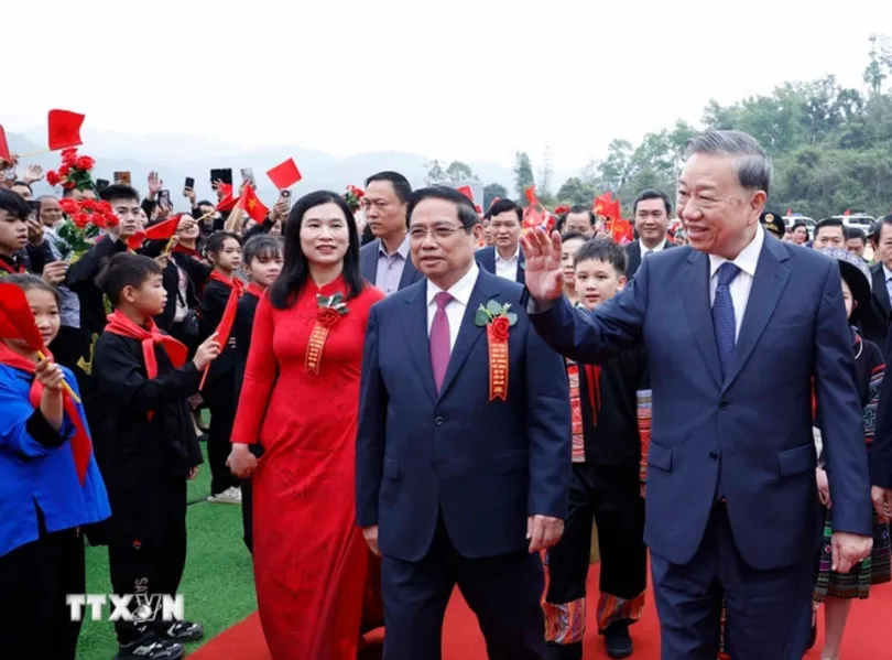 Tổng Bí thư: Đưa Trường Phổ thông nội trú thành "cột mốc mềm" về giáo dục vùng biên