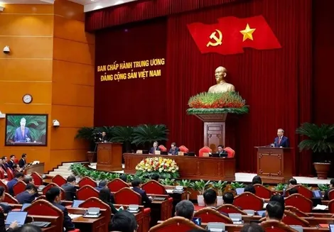 Bài 1: Kiên trì thực hiện “4 kiên định” để Đảng vững mạnh, dân tộc trường tồn, đất nước phát triển