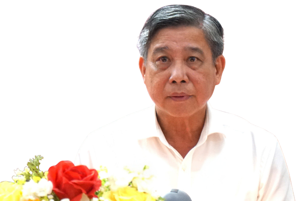 Dong chi Le Quang Tung