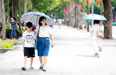 Thời tiết ngày 2/4: Nắng nóng cục bộ gia tăng, nhiều khu vực có mưa dông vào chiều tối