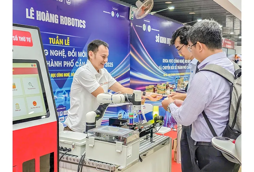 Tạo đột phá thực chất trong phát triển khoa học công nghệ, đổi mới sáng tạo và chuyển đổi số