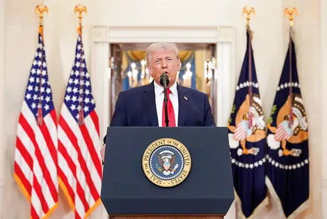 Ông Trump lại dọa rút Mỹ khỏi NATO