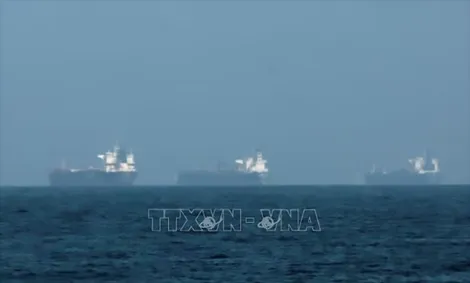 Liên minh hơn 40 quốc gia lên kế hoạch giải cứu 2.000 tàu mắc kẹt tại eo biển Hormuz