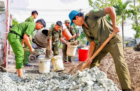 Khánh thành nhiều công trình hạ tầng giao thông