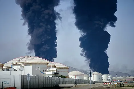 Kinh tế vùng Vịnh “điêu đứng” vì cuộc chiến tại Iran