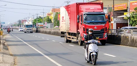 Doanh thu hoạt động vận tải, kho bãi và dịch vụ hỗ trợ tăng 16,82%