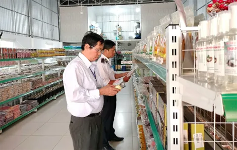 Siết chặt quản lý đối với dịch vụ ăn uống, thức ăn đường phố trong Tháng hành động năm 2026