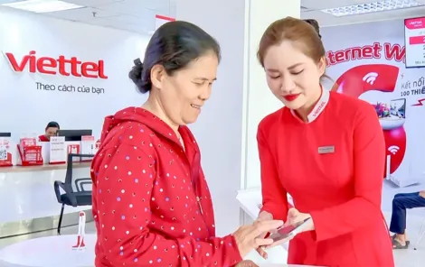 Xác thực thuê bao từ 15-4: Viettel triển khai đa kênh, người dân làm nhanh tại nhà