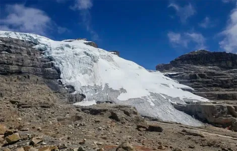 Biến đổi khí hậu “xóa sổ” một sông băng trên dãy Andes