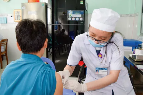 “Lá chắn” suốt đời