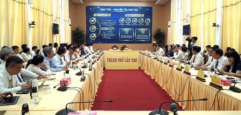 ទី​ក្រុង​កឹងធើនិង​សា​កល​វិទ្យា​ល័យជាតិ​ទី​ក្រុង​ហូ​ជី​មិញ ចុះ​ហត្ថ​លេខា​លើ​កិច្ច​សហ​ប្រតិ​បត្តិ​ការ