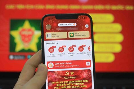 សិក្ខា​គា​រិក​និង​សញ្ញា​បត្រ​បាន​បញ្ចូល​ក្នុង​កម្ម​វិធី VNeID៖ ជំ​ហាន​វិវឌ្ឍន៍​ក្នុង​ការ​ក​សាង​ទិន្ន​ន័យ​អប់​រំ​