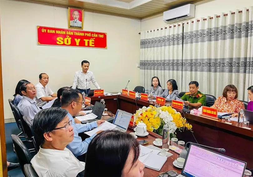 កិច្ច​ប្រ​ជុំ​ពិភាក្សា​ការ​ចាត់​តាំង​ពិនិត្យ​សុខ​ភាព​តាម​កាល​កំ​ណត់ និង​ការ​ពិ​និត្យ​រក​ជំងឺ​ជូន​ប្រ​ជា​ជន​