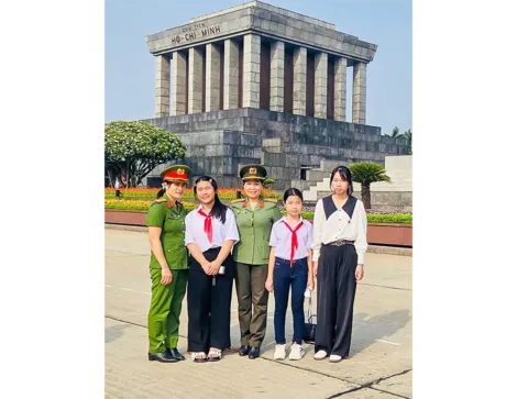 Cần Thơ có 3 học sinh vượt khó, hiếu học được Bộ Công an biểu dương, khen thưởng