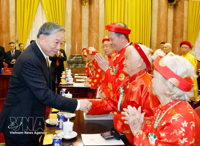 Top leader calls for new mindset to promote the elderly's role in national development