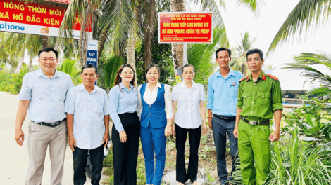 រក្សា​សន្តិ​សុខ​សណ្តាប់​ធ្នាប់​នៅ​តំ​បន់​ជន​បទ​ហូ​ដាក់​គៀង