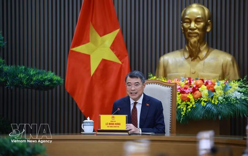 Vietnam, China promote development strategy connectivity, substantive cooperation
