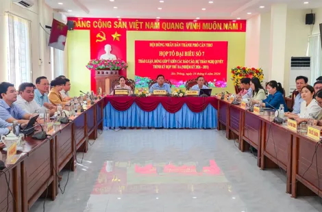 Tổ đại biểu số 7 HĐND thành phố họp lấy ý kiến đóng góp các báo cáo trước kỳ họp thứ Ba
