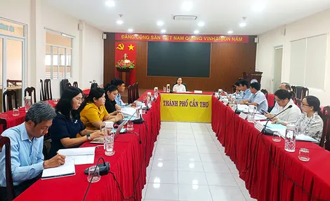 Xây dựng mô hình chăn nuôi hươu sao ứng dụng công nghệ sinh học và công nghệ thông tin
