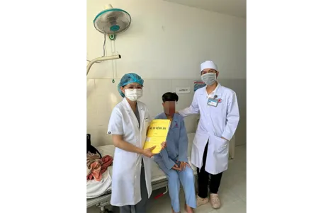 Cấp cứu kịp thời bệnh nhân có vết thương rách cổ sâu do tai nạn giao thông