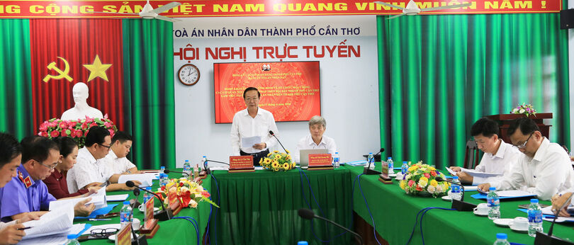 យក​ចិត្ត​ទុក​ដាក់​អនុ​វត្ត​បច្ចេក​វិទ្យា​ព័ត៌​មាន ផ្លាស់​ប្តូរ​ឌី​ជី​ថល​ក្នុង​កិច្ច​ចង្អុល​ការ ដឹក​នាំ