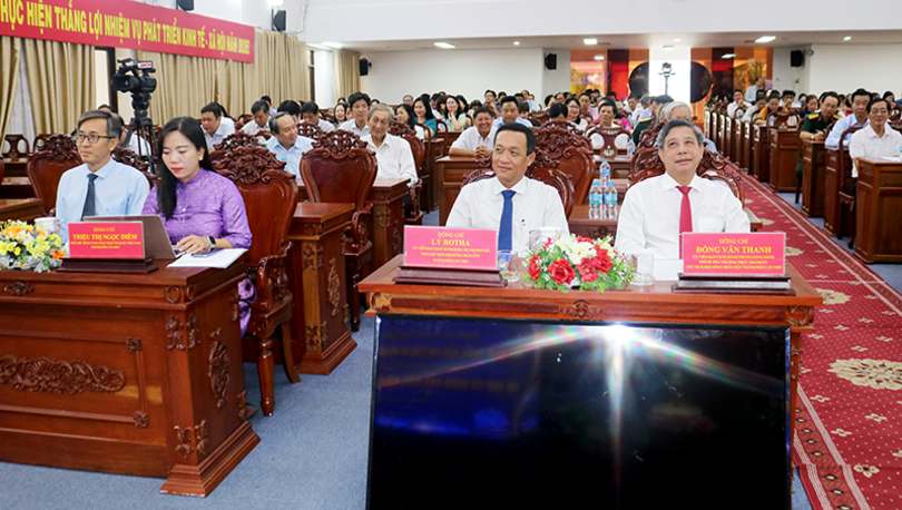 ក្នុង​យុគ​សម័យ​ឌីជី​ថល សារ​ព័ត៌មាន​ផ្លូវ​ការ​ត្រូវ​រក្សា​ឱ្យ​មាំ​នូវ​តួ​នា​ទី​ជា​ចរន្ត​ព័ត៌មាន​ចម្បង​ និង​គួរ​ឱ្យ​ទុក​ចិត្ត​