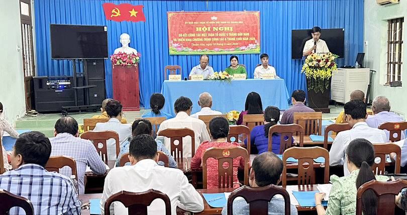 សកម្ម​ភាព​សុខុ​មាល​ភាព​សង្គម​ជា​ច្រើន និង​ទម្រង់​ឆ្ពោះ​មក​ប្រ​ជា​ជន