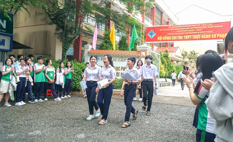 Ngày thi đầu tiên Kỳ thi tuyển sinh THPT tại TP: Đề thi vừa sức