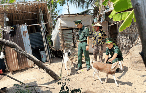 ទី​បង្អែក​សម្រាប់​ប្រ​ជា​ជន​តំ​បន់​ព្រំ​ដែន​សមុទ្រ​