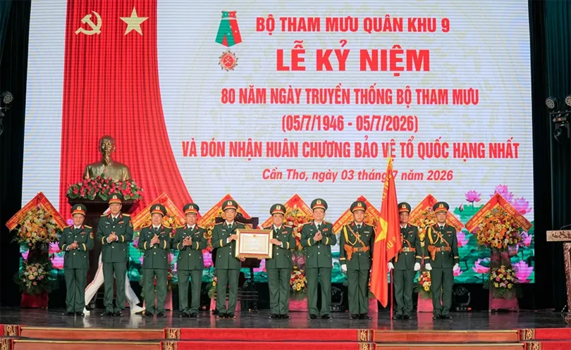 Bộ Tham mưu Quân khu 9 kỷ niệm 80 năm Ngày truyền thống và đón nhận Huân chương Bảo vệ Tổ quốc hạng Nhất