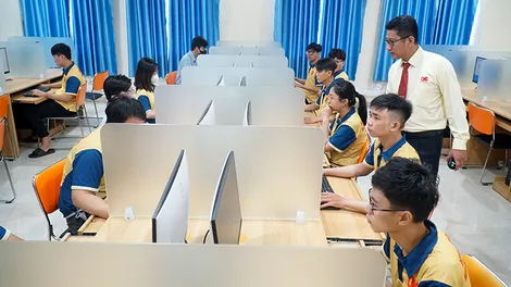 Điểm sàn xét tuyển đại học chính quy năm 2026 dao động từ 15-23 điểm