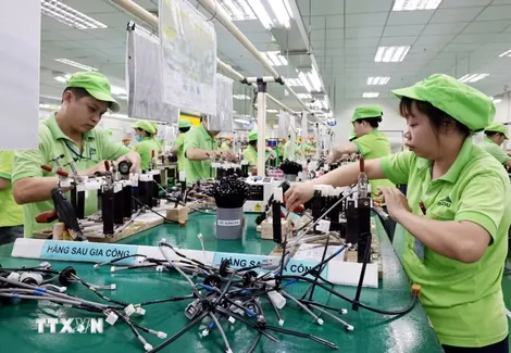 Sau cột mốc thu nhập trung bình cao, Việt Nam cần làm gì?