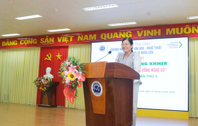 សា​កល​វិទ្យា​ល័យ​ត្រា​វិញ​ ចំ​ណុច​លេខ​ធ្លោ​ក្នុង​ការប​ណ្តុះ​បណ្តា​លវប្ប​ធម៌​ខ្មែរ​និង​បណ្តា​គោ​លន​យោ​បាយ​អនុ​គ្រោះ​ពិ​សេស​