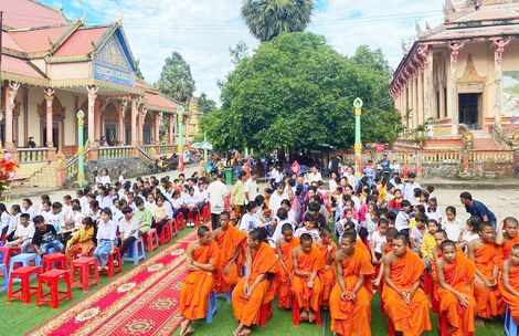 តួ​នា​ទី​របស់​វត្ត​អា​រាម ព្រះ​សង្ឃ និង​អា​ចារ្យ​ក្នុង​ការ​ថែ​រក្សា និង​លើក​កម្ពស់​តម្លៃ​វប្ប​ធម៌​របស់​ជន​រួម​ជាតិ​ខ្មែរ