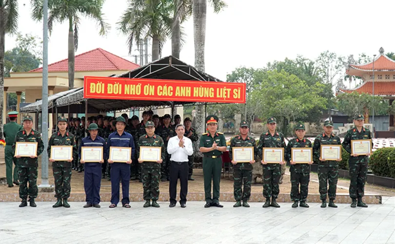 Trọn niềm tri ân
Bài 2: Mệnh lệnh từ trái tim