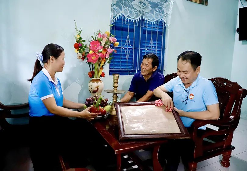 Trọn niềm tri ânBài cuối: Thắm đượm nghĩa tình