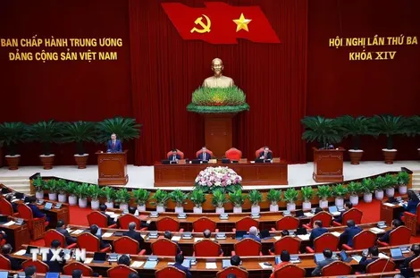 Những bước chuyển cho giai đoạn phát triển mới: Phá ranh giới để khơi thông nguồn lực