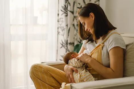 Nuôi con bằng sữa mẹ - một khởi đầu khỏe mạnh cho trẻ em