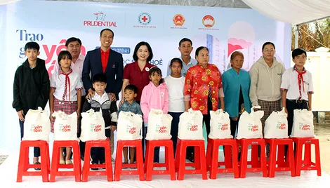“Trao gửi yên tâm” đến xã Cù Lao Dung