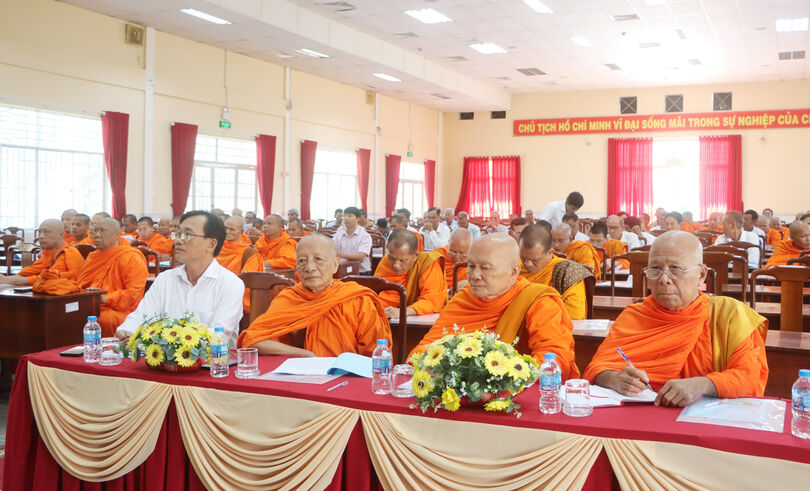 សន្និ​បាត​ផ្សព្វ​ផ្សាយ​លិ ខិត​បទ​ដ្ឋាន​ច្បាប់​ស្តីពី​ជំនឿ​ សាសនា ជូន​មន្រ្តី​សង្ឃ​ អ្នក​មុខ​អ្នក​ការ​សាសនា លើ​ភូមិ​ឋាន​ទី​ក្រុង​