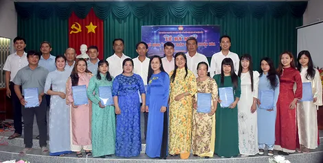 Ra mắt mô hình “Tổ mặt trận số” và “Hộp thư góp ý online - Ý Đảng lòng dân”