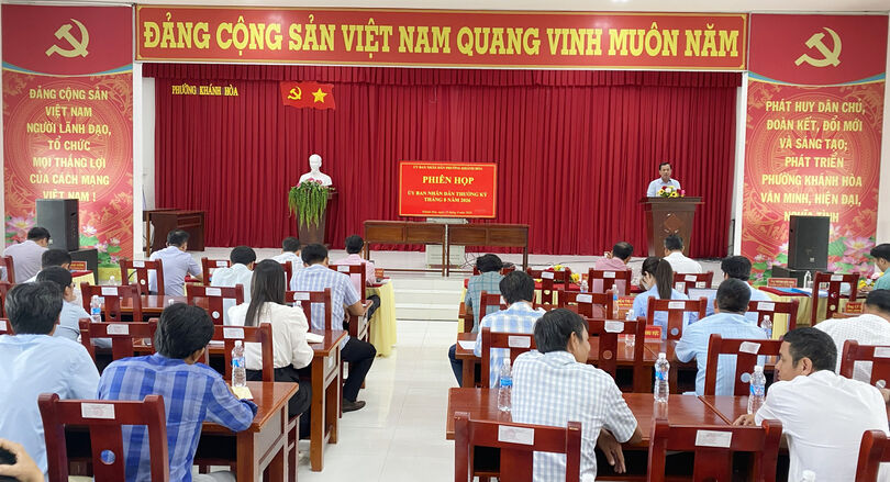 សង្កាត់​ខាញ់​ហ្វា​ប្រ​ជុំ​វាយ​តម្លៃ​លទ្ធ​ផល​អនុ​វត្ត​ភារ​កិច្ច​សេដ្ឋ​កិច្ច​-សង្គម​ ខែ​សី​ហា​ ឆ្នាំ​២០២៦